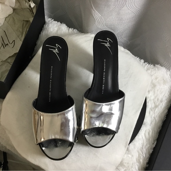 Giuseppe Zanotti Shoes - Giuseppe Zanotti Metallic Silver Slide Mules
